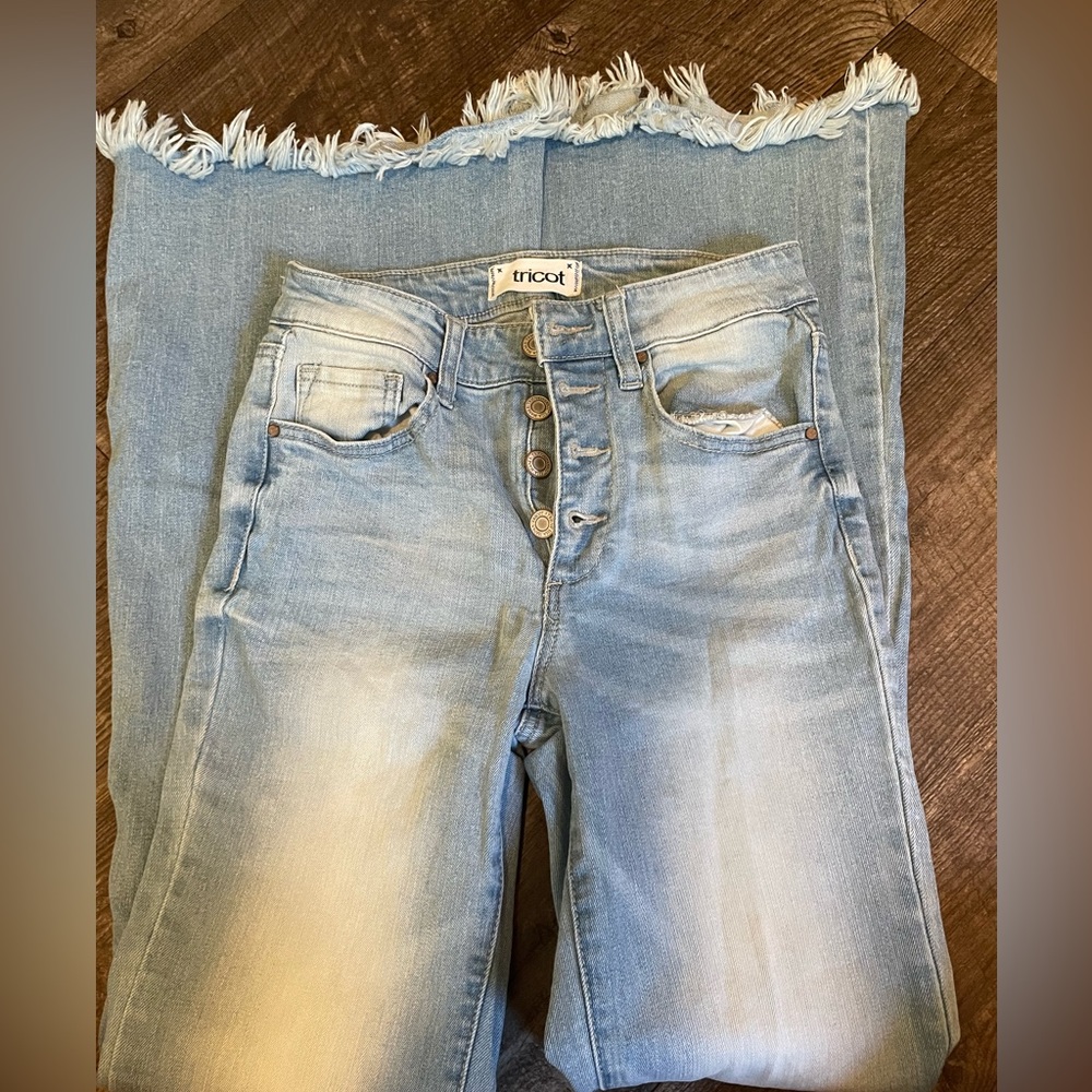 Tricot Flare Women’s Jeans, Light Wash, size 5/27 length